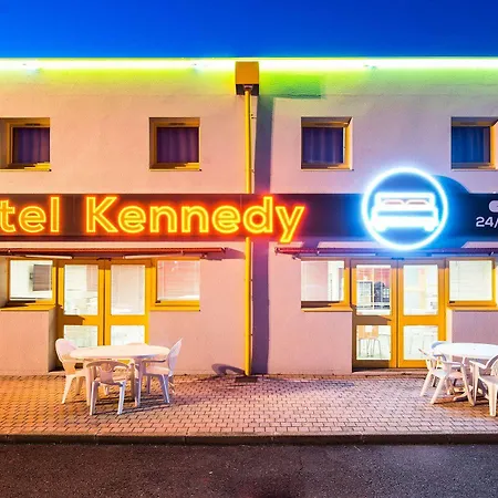 Hotel Kennedy Parc Des Expositions 2*