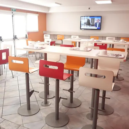 Kennedy Parc Des Expositions Tarbes