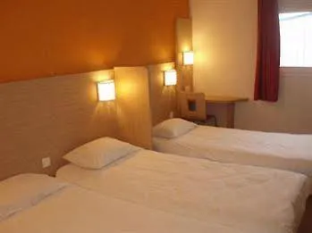 Kennedy Parc Des Expositions 2*