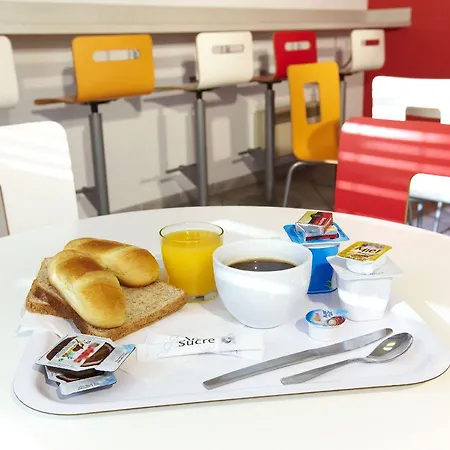 Kennedy Parc Des Expositions Otel Tarbes