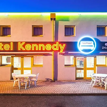 Kennedy Parc Des Expositions Tarbes