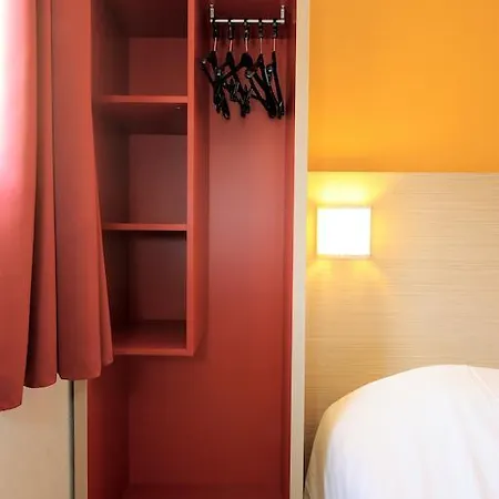 Kennedy Parc Des Expositions 2* 타르브