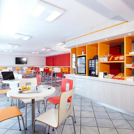 Kennedy Parc Des Expositions 2*