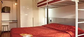 Kennedy Parc Des Expositions 호텔 타르브